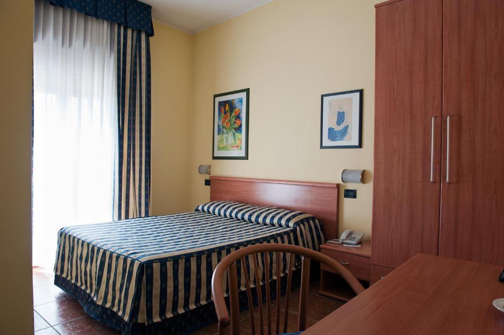 Hotel Blue Ribbon Vercelli Quarto foto