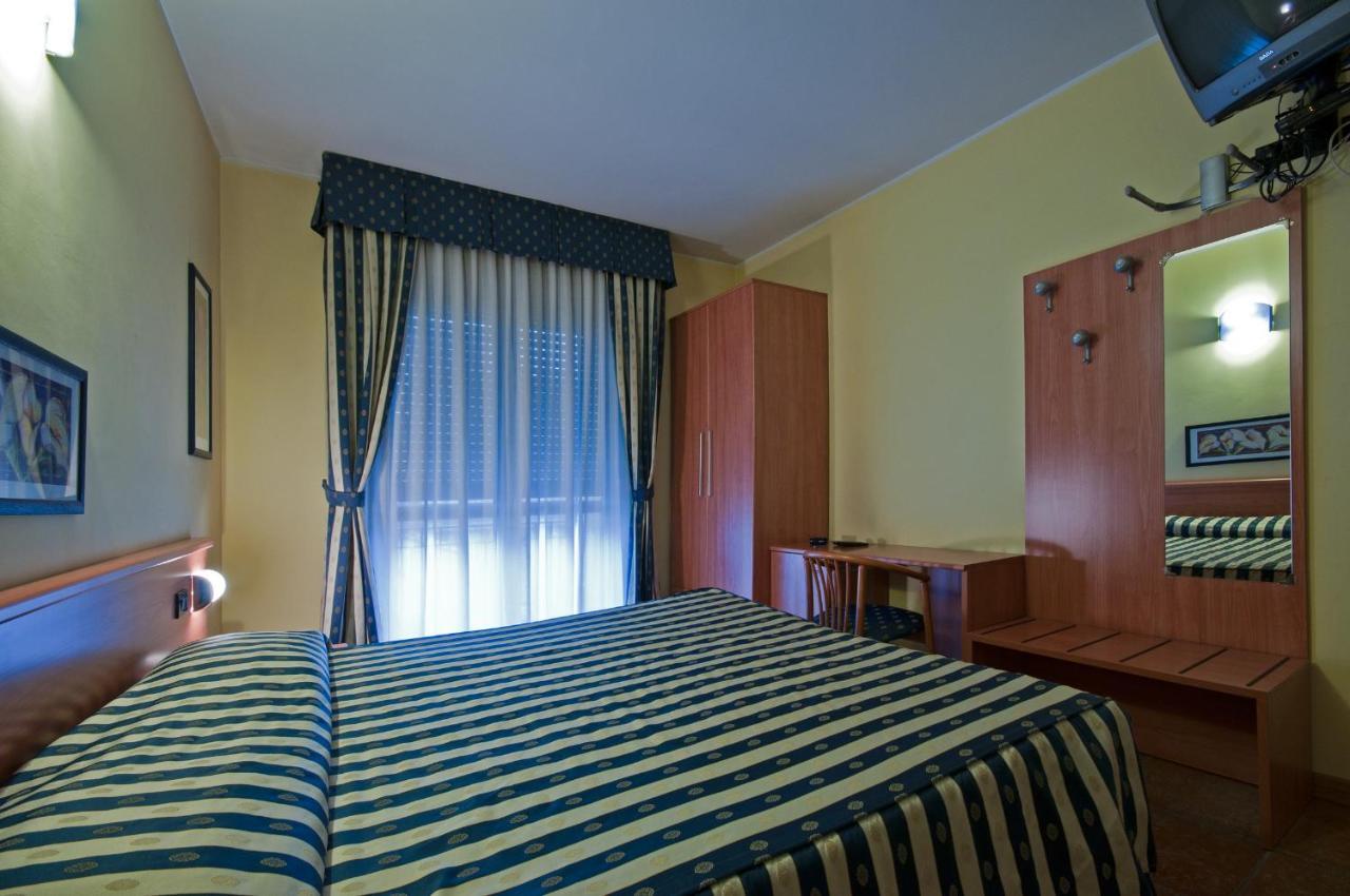 Hotel Blue Ribbon Vercelli Quarto foto